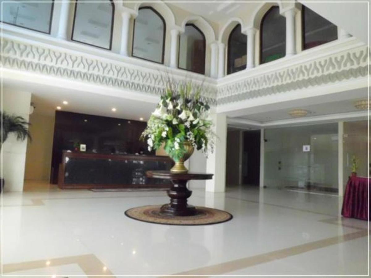 The Sulthan Darussalam Medan Exterior photo